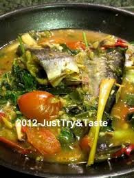 1 ekor ikan patin (7ons) 2 btg serai 1 ruas jahe 5 lembar daun jeruk 1 ptg lengkuas bwg merah bwg putih cabe merah cabe rawit 1/2 bwg bombai. Resepi Sup Ikan Patin Nanas Pawtaste Com