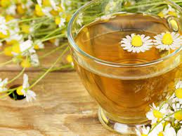 Jul 01, 2021 · segelas teh chamomile hangat disebutkan mampu mengurangi gejala demam dan infeksi karena virus. Resep Teh Chamomile Nanas Dengan Basil Yang Menenangkan Saraf Indozone Id