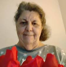 Faye Byerly's Instagram, Twitter & Facebook