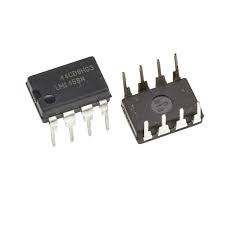 LM1458 dual op amp - HUB360