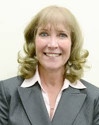 Laura Yeck's Instagram, Twitter & Facebook