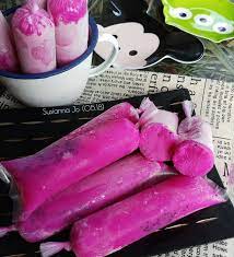 Jun 13, 2021 · es potong adalah jenis jajanan yang sangat populer di indonesia. Resep Harian Es Lilin Buah Naga Source Cookpad Modified Facebook