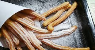 1 butir telur 120 gr tepung terigu (protein rendah) 50 gr mentega 2 sdm gula pasir 100 ml. Resep Churros Enak Resep Churros Resep Churros Mudah Resep Churros Classic How To Make Churros Cara Membuat Churros Tips Membuat Chu Resep Churros Churros