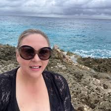 Deep cleaning service for 3200 sqft house in League City?