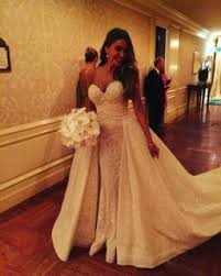 Prossimo articoloabiti da sposa 2018 dei vip: Abito Da Sposa A Sirena 10 Modelli Da Star Roba Da Donne