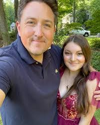 Sidney Knapp's Instagram, Twitter & Facebook