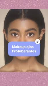 #maquillajetips #maquillajetutorial #maquilladoraprofesional  #maquillajedeojos #parati #fypシ゚viral #mujeres #cañeteperu #maquillaje  #chicas#automaquillaje