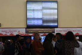 See more of bandara soekarno hatta airport international on facebook. Harga Tiket Naik Bagasi Berbayar Porter Kena Imbas Republika Online