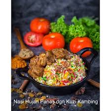 #kambu kambing/lembu.daging masak kuzi amat sesuai untuk juadah musim perayaan menunya tidak mengunakan santan dan rasanya yang agak unik tidak seperti menu biasa dan tidak terlalu berlemak.saya olahkan dua rempah kari dan kurma kerana. Buy Free Gift For Each 2pkts Lamb Kuzi With Nasi Hujan Panas Kuzi Kambing Kembara Meals Self Heating Meal Ready To Eat Seetracker Malaysia