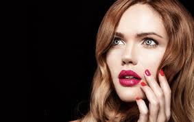 Lip augmentation with hyaluronic acid