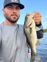 Dealing with Water Hyacinth at Headwaters Lake