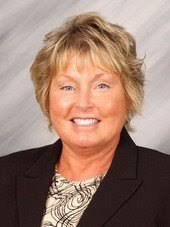 Colleen Carruthers's Instagram, Twitter & Facebook