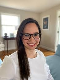 Kristen Phinney's Instagram, Twitter & Facebook