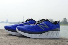 Between the bounce and the rocker, the more 3 is smooth and faster than expected. Test New Balance Fresh Foam More Bunert Online Shop