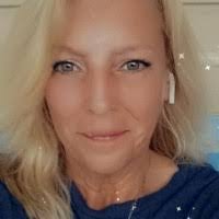 Valerie Whaley's Instagram, Twitter & Facebook