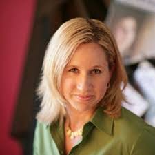 Laurie Boyce's Instagram, Twitter & Facebook