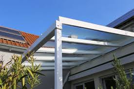 Glasversicherung Versicherungsschutz Fur Plexiglas Wellplatten Einer Terrassenuberdachung Lg Landsh Terrassenuberdachung Uberdachung Terrasse Uberdachungen
