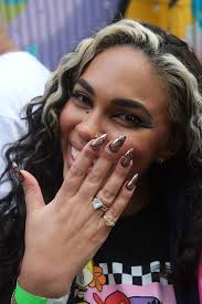 Kelvin Anthony DeSilva (@thisiskelv)