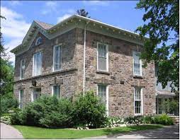 The materials were chosen because they were selected in the larger house, we wanted the continuity of the form, texture and color. Use Of Fieldstone In Southern Ontario Buildings Raise The Hammer