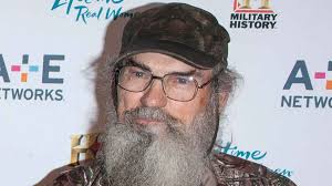 Duck Dynasty's Uncle Si Reveals Why Wife Christine Isn't