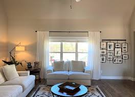 Check spelling or type a new query. Wall Decor Solutions For These Living Room Walls With Some Furniture Options Too Designed
