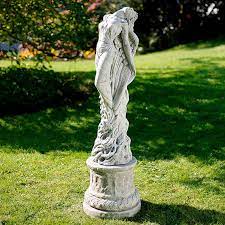 Iris garden screens 31 99 87 99. Garten Statue Sonnenengel Mit Saule Online Kaufen Bei Gartner Potschke