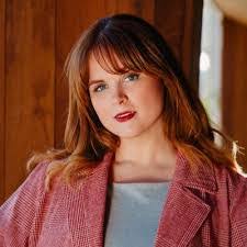 Tara Goodman's Instagram, Twitter & Facebook