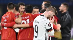 El capitán de portugal busca su primer triunfo ante una alemania que se juega sus opciones de pasar a octavos tras su derrota ante francia en la primera jornada. Europe S 2022 World Cup Qualifying Anything But Straightforward Sports Illustrated