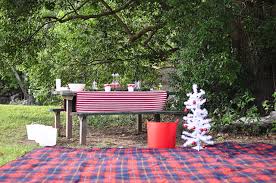 Brylanehome.com has been visited by 10k+ users in the past month Christmas Picnic Other Outdoor Decoration Ideas Be A Fun Mum