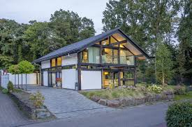 Kg is a german company operating worldwide and based in hartenfels, westerwald region, that manufactures prefabricated homes. Leidenschaft Fur Design Villa Design Einfamilienhaus Bauen Architektur