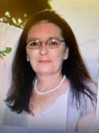 I just saw the obituary of Kathy Mercer Mathis. Kathy was in my class. We  graduated 1973. I'm sorry I did not know she had passed away. Her funeral  was Saturday.