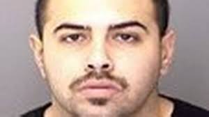 Merced police seeking stabbing suspect