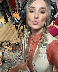 If you sleep with a fan every nite you are a true VIRGO....♍ #september  #august ♥️