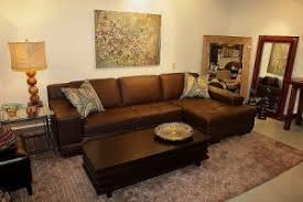 صور كنب جلد باللون الابيض ديكورات كنب باللون الابيض موقع العنان