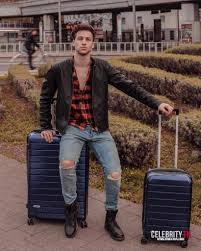 Alperen Sahin Wiki Biographie Age Taille Mariage Contact Informations Professeur Anglais