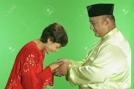 To help narrow your choices here are 40 of malaysia's top dishes, in no particular order. Malay Woman Greeting Malay Man Stock Photo Picture And Royalty Free Image Image 85735693