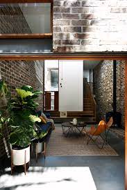 奥に細長い家 glasstruct log 細長い家 家のデザイン 家