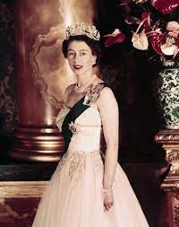 She entertained more than a hundred children of los angeles and hollywood journalists at the party on april 25, 1936. All The Different Names And Nicknames Queen Elizabeth Ii Has Had