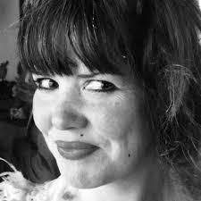 Kristy Rowe's Instagram, Twitter & Facebook