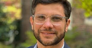 Jeffrey Pellegrini's Instagram, Twitter & Facebook