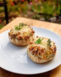 Gefullte Champignons Low Carb Und Vegetarisch Instakoch De Rezept Rezepte Mit Champignons Kochrezepte Rezepte