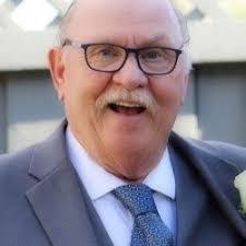 Carol Bilderback's Instagram, Twitter & Facebook