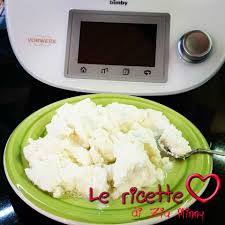 E' possibile con ingredienti semplici e che tutti abbiamo in casa, prepararsi da soli la ricotta. Ricotta Fatta In Casa Con Il Bimby Le Ricette Di Zia Minny
