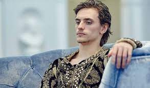 Нет задумки собрать стационарную труппу сергея полунина? Sergej Polunin Biografiya Foto Lichnaya Zhizn Zhena I Deti Rost I Ves 2021 Uznaj Vsyo