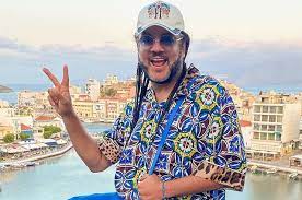 Певица представляет страну с песней sugar. Filipp Kirkorov Predstavit Moldaviyu Na Konkurse Evrovidenie 2021 Spletnik