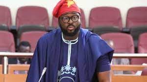 Grassroot politician former c.e.o denziot productions, actor,producer ,director.lover of life and the giver patron boys brigade lagos www.desmondelliot.tv. Desmond Elliot Biography Wife Kids Other Family Members How Old Is He