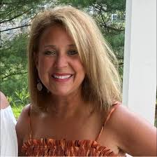 What are the timelines and experiences of elementary school teachers  returning to work after hip replacement surgery?