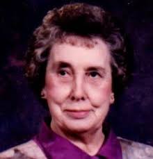 Elizabeth Nowell's Instagram, Twitter & Facebook