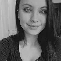 Lisa Engler's Instagram, Twitter & Facebook