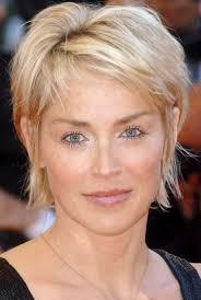 Check out these top short hairstyles for women over 50 and choose what works for you! Pin On Basta Korta